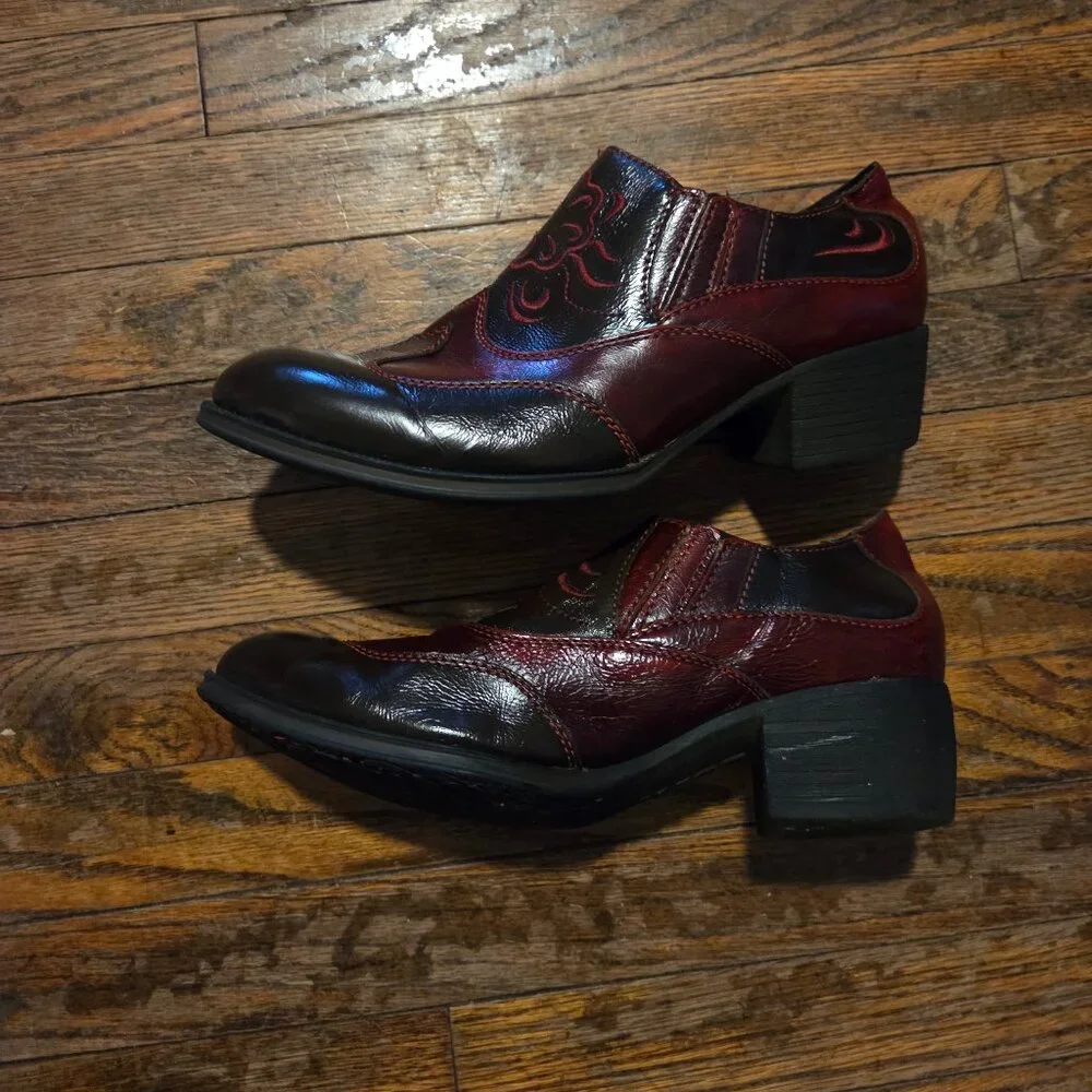 Born Leather Slip-On Shoes Men’s 8.5‎ Western Embroidered Leather Dress Shoes